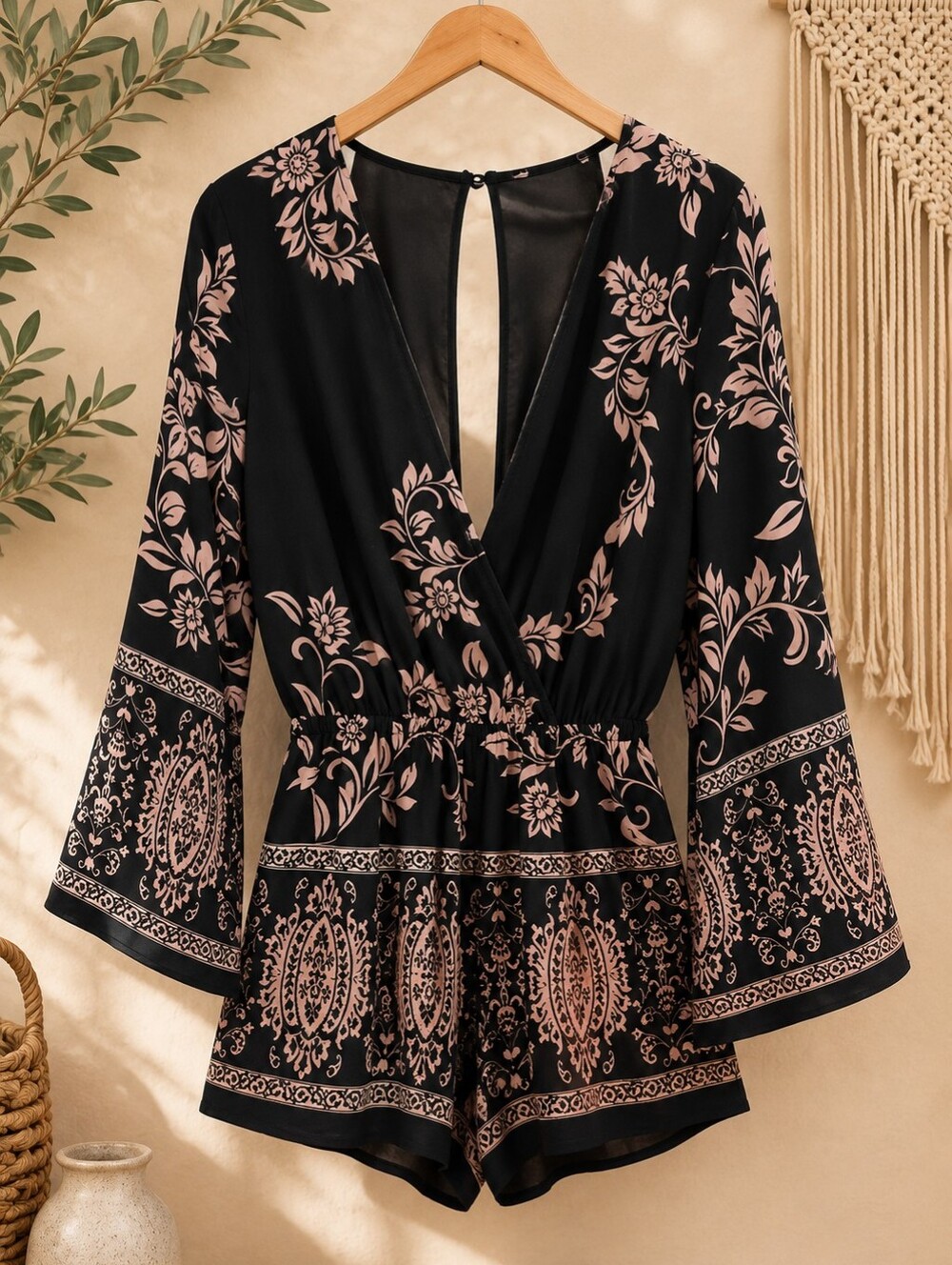 Illa Illa Floral Bell Sleeve Romper Medium